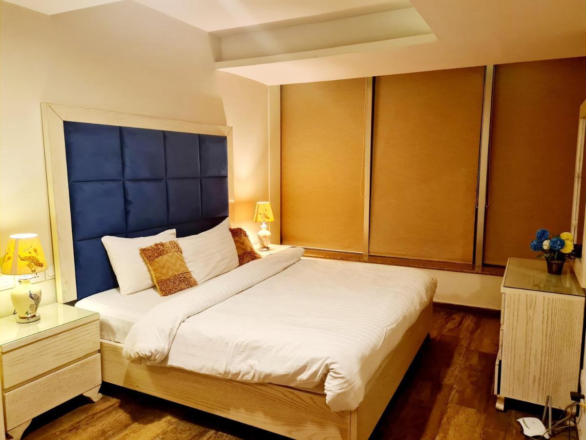 Royal Residencia Centaurus Apartment Islamabad Exterior photo