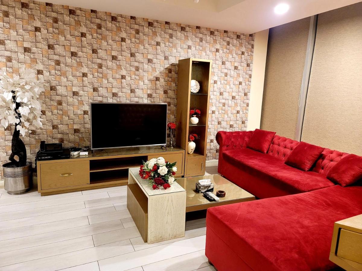 Royal Residencia Centaurus Apartment Islamabad Exterior photo