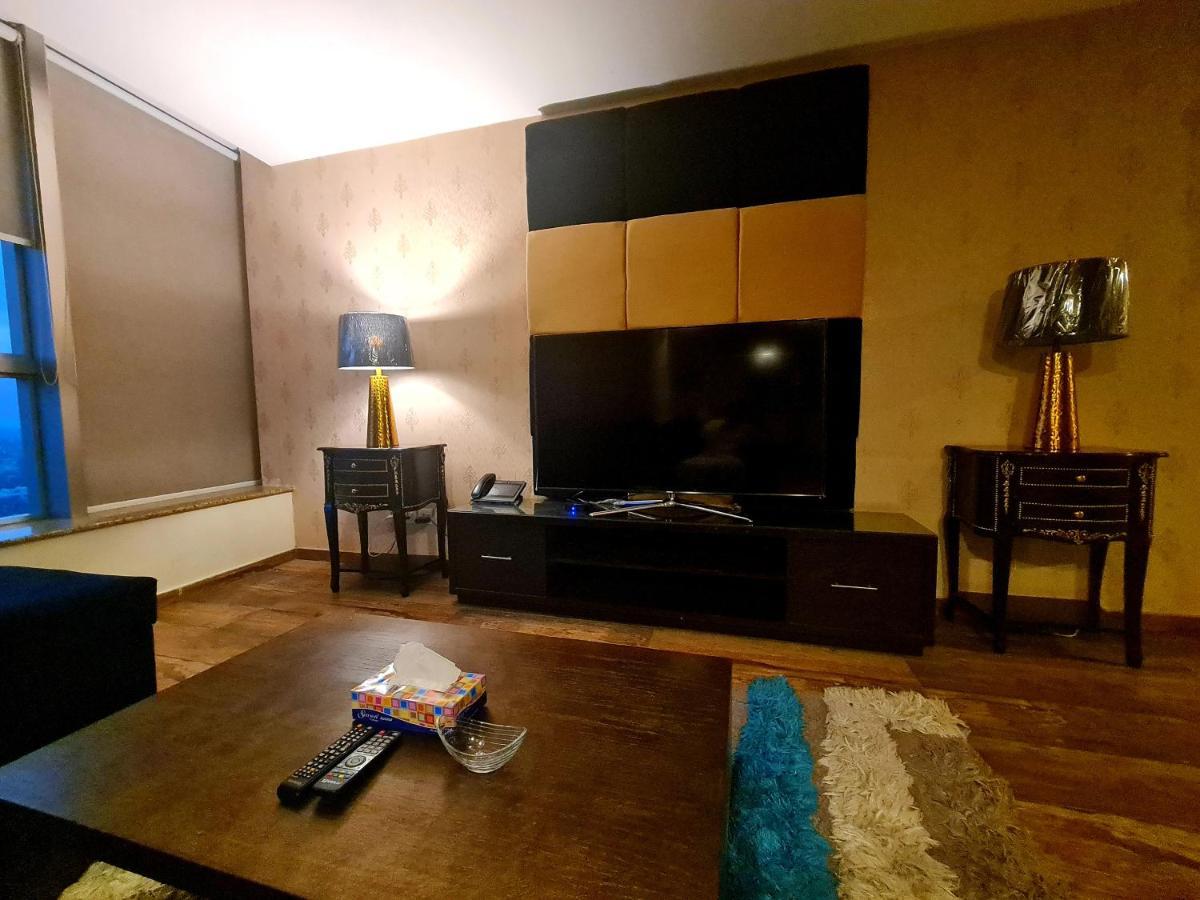 Royal Residencia Centaurus Apartment Islamabad Exterior photo