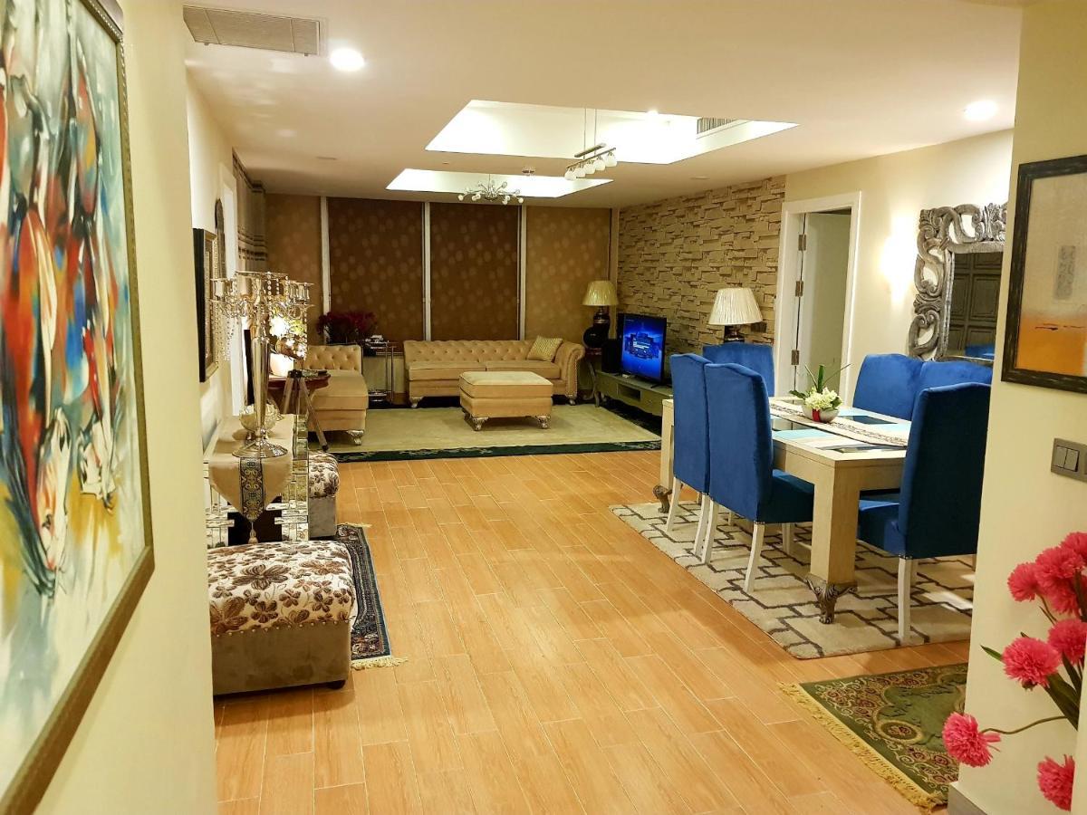 Royal Residencia Centaurus Apartment Islamabad Exterior photo