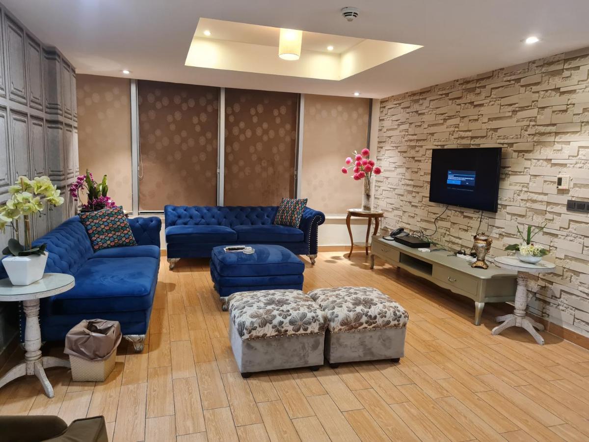 Royal Residencia Centaurus Apartment Islamabad Exterior photo