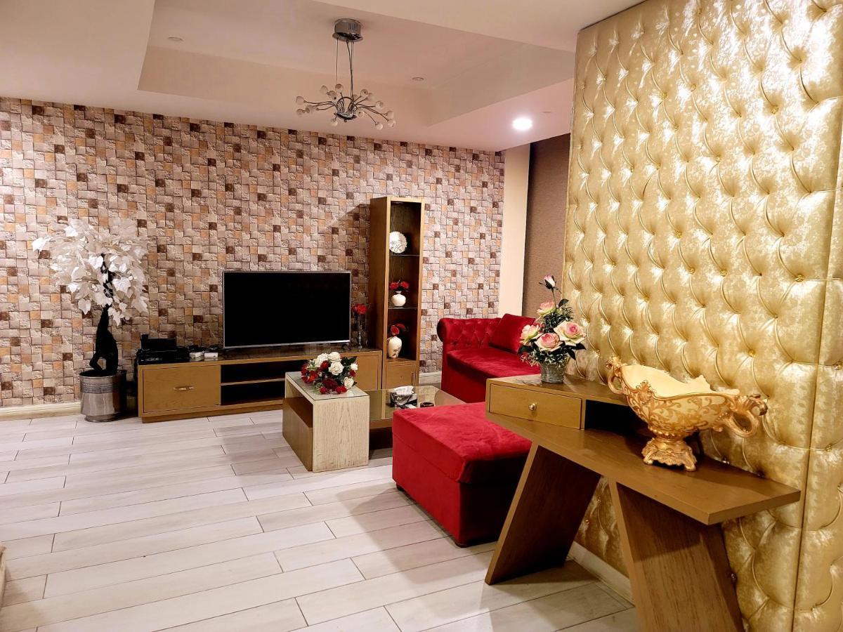 Royal Residencia Centaurus Apartment Islamabad Exterior photo